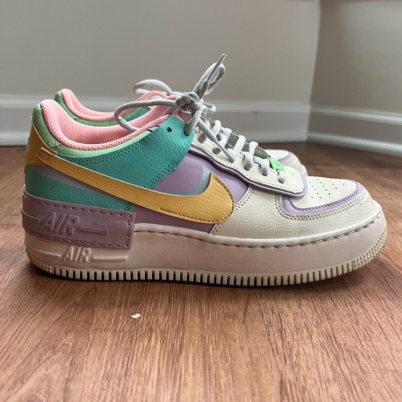 Nike Air Force 1 Shadow in 'Pale Ivory’ - Picture 7 of 8